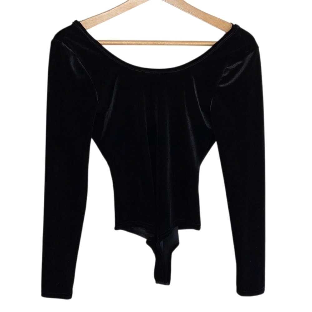 NWT NYTT Black Velour Scoop Neck & Back Long Sleeve Bodysuit Size XS